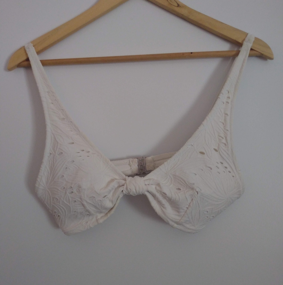 Bathing suit top